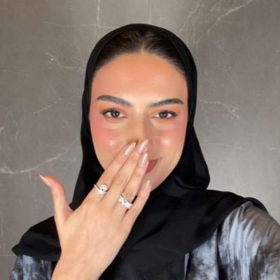 أنوش's profile picture