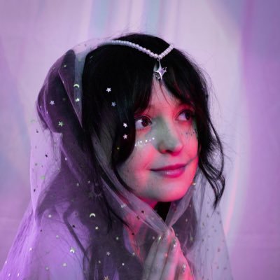 Вилка 💜🌸✨'s profile picture
