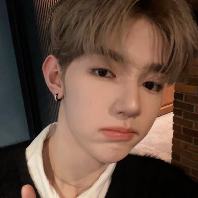 러브's profile picture