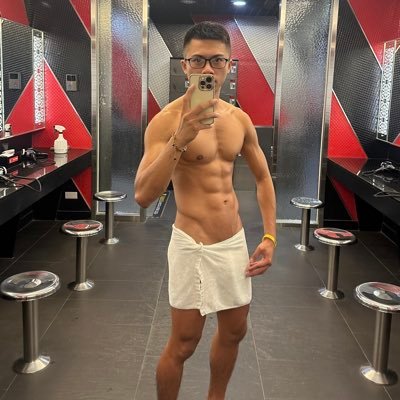 zhuoyixuan10's profile picture