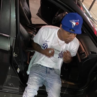 W19Latrell's profile picture