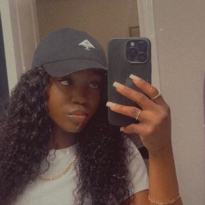 o_twinnybee's profile picture