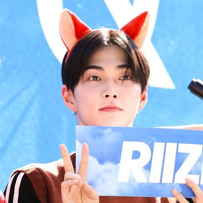 seungriize03's profile picture