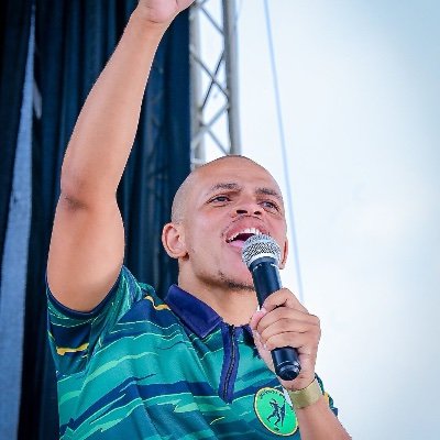 SlovoSanele's profile picture