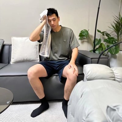zhanganlon79418's profile picture