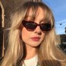 LILY's profile picture