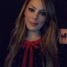 Cassandra MacDonald 的头像