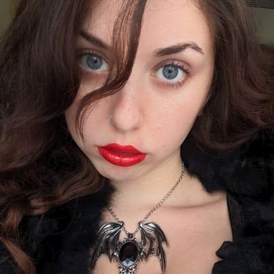 ElisaPhantom's profile picture