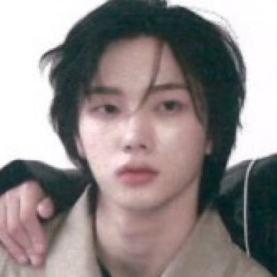돞's profile picture