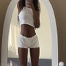 Tina 的头像