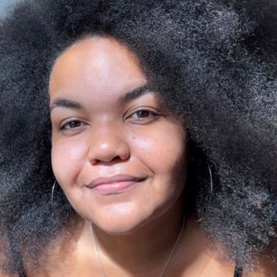 lolaferreira's profile picture