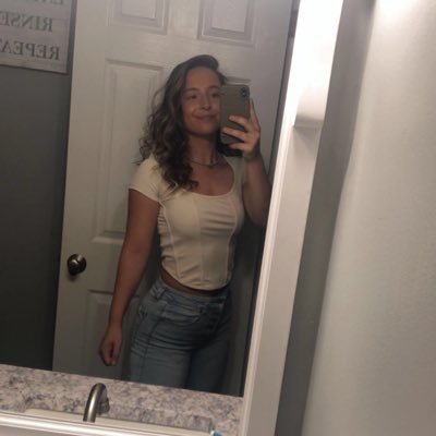 chloe_jankowski's profile picture
