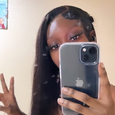 $$'s profile picture