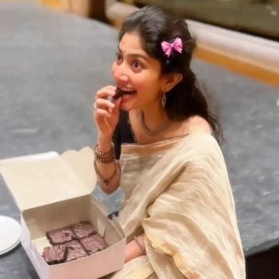𝙿𝚛𝚒𝚢𝚊 ᥫ᭡'s profile picture