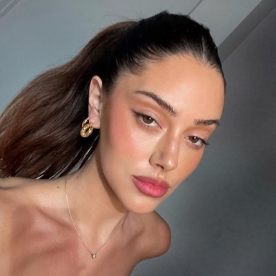 nina 🤘🏼's profile picture