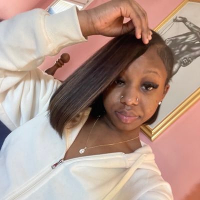 someinsanefem's profile picture