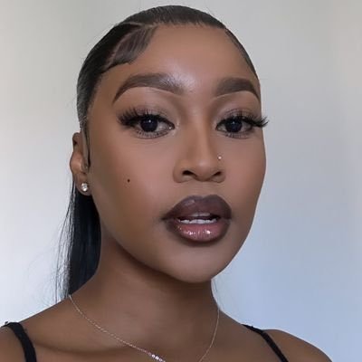 ZintleZeeF's profile picture