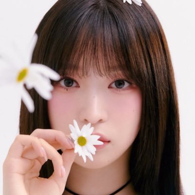 lovecomma130's profile picture