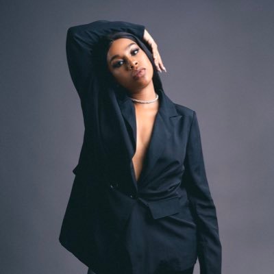 muriel lomadilla's profile picture