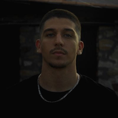• Ray ツ's profile picture