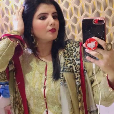 Sara khan 🆇's profile picture