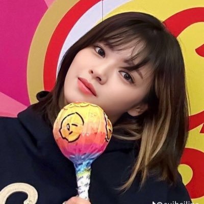 twiceiu2425's profile picture