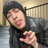 Andrew profil fotoğrafı