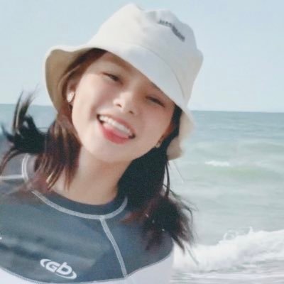 mywhitelilly_'s profile picture