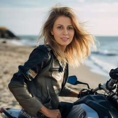 laura n's profile picture