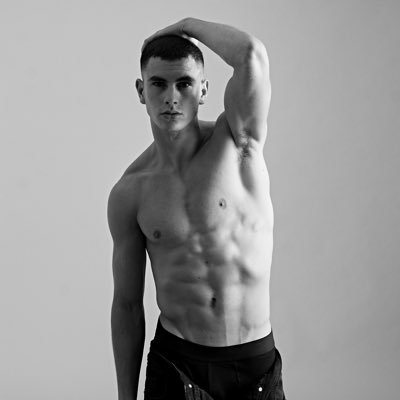 matucorrales's profile picture