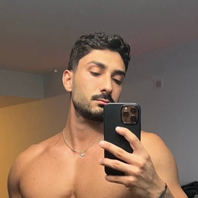 Zayn Dom's profile picture
