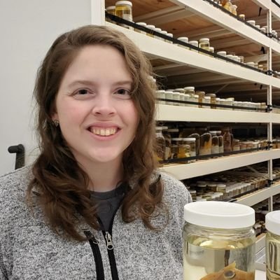 Emily Troyer 🐠🐟🐡's profile picture