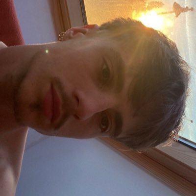 denis's profile picture