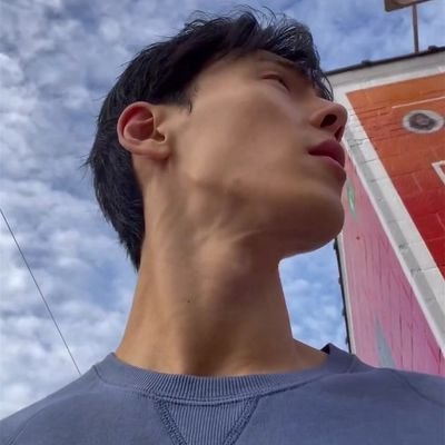 kat;🌙 misses mx:(✨'s profile picture