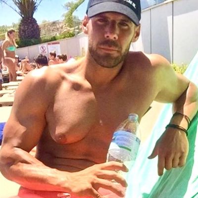 SexyManBoobs1's profile picture
