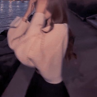 y7zzw0's profile picture