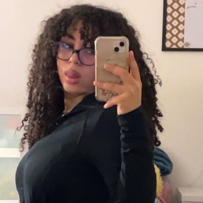 ykJazlynM's profile picture