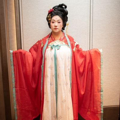 jiaoshilieshou's profile picture