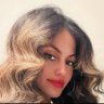 Rose Alba's profile picture