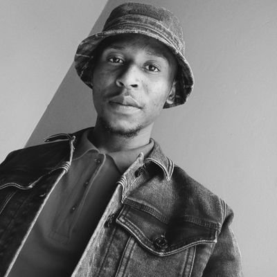 MthobisiGasa_'s profile picture