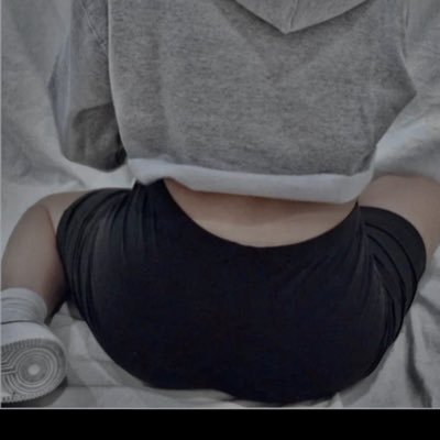 ܬ🍑💋's profile picture