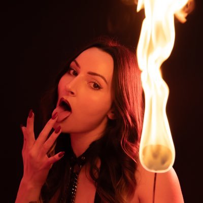 Mistress Jennifer Hex's profile picture