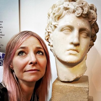 Prof Alice Roberts💙's profile picture