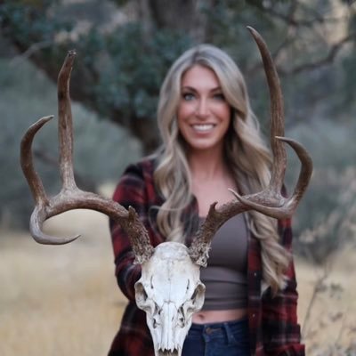 MrsPewView's profile picture