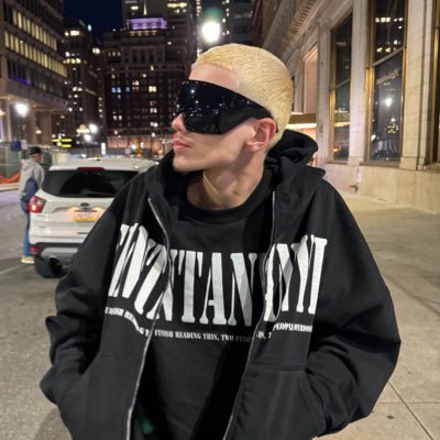 billyinpurple's profile picture