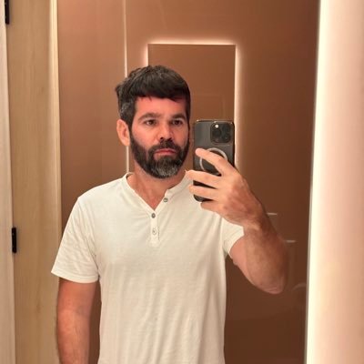 Luis Alfaro's profile picture