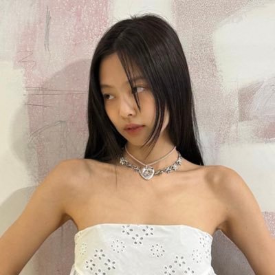 mia 🧸ྀི's profile picture