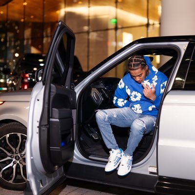 💰's profile picture