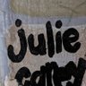 Julie 🦄🎩 profil fotoğrafı