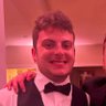 r's profile picture